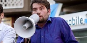 Paralajmërohen protesta për shkarkimin e Zejnullahut