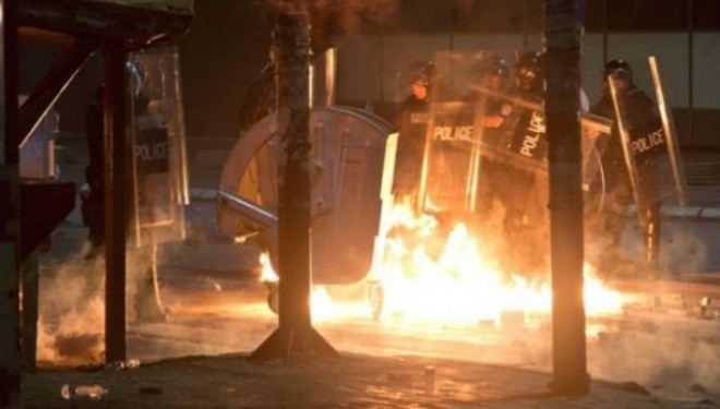 Mediat ruse përcollën live protestën e Vetëvendosjes (Video)