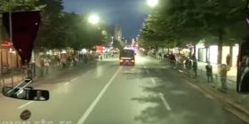 Flamuri kuqezi valon në autobusin e serbëve (Foto-Video)