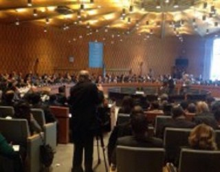 Ekskluzive: Pamje nga Parisi para votimit të Kosovës në UNESCO (VIDEO)