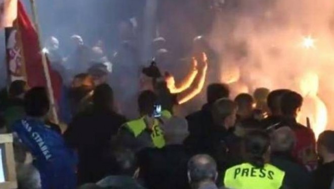 Opozita proruse i jep ultimatum Qeverise se Djukanovic!