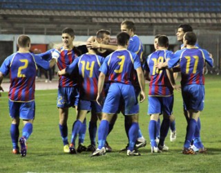 Nga dyshja Plori-Nikaj, te Asanovic, te Vllaznia vazhdojnë të kërkojnë trajner