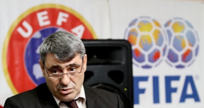 Delegacioni i Kosovës kthehen në vend