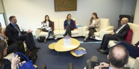 Dialogu të vazhdojë nëse Serbia zotohet se nuk do të pengojë Kosovën