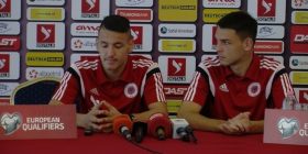 Entuziazëm kuqezi për debutuesit Manaj dhe Veseli
