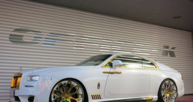 Rolls-Royce Wraith me disa pjesë nga ari (Foto)