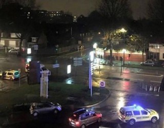 Francë: Terroristët kapin pengje, rikthehen sulmet