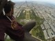 Avanturieri i Youtube tani u ngjit në kullën Eiffel (VIDEO)