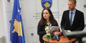 Osmani e Deda po vazhdojnë përpjekjet për t’i pajtuar palët për planin e tyre