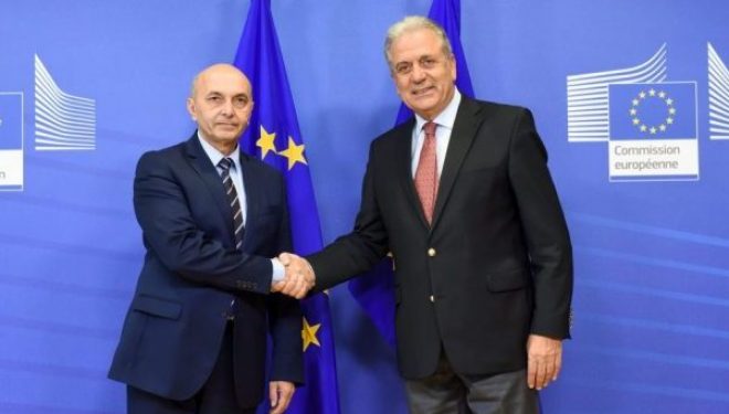 Mustafa zyrtarëve të BE’s: Jemi të sigurtë që prej vitin 2016 kemi me udhëtue pa viza