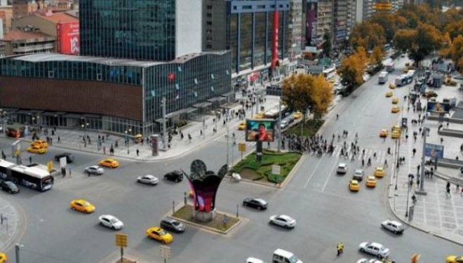 Shpërthime në Ankara, njerëzit në panik