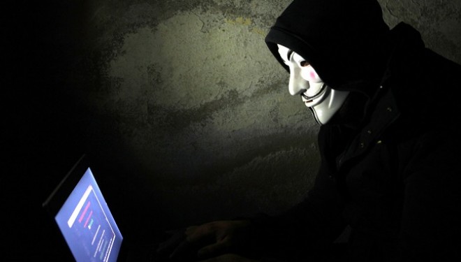 Anonymous nxjerr të dhëna, nesër pritet të ndodhin 8 sulme terroriste
