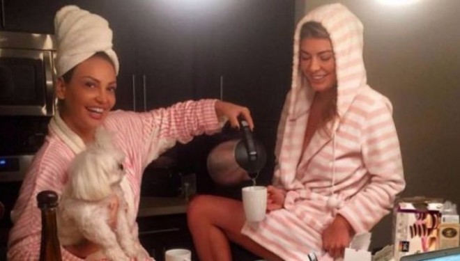 Bleona dhe Angela bëjnë dush së bashku dhe… (Foto)