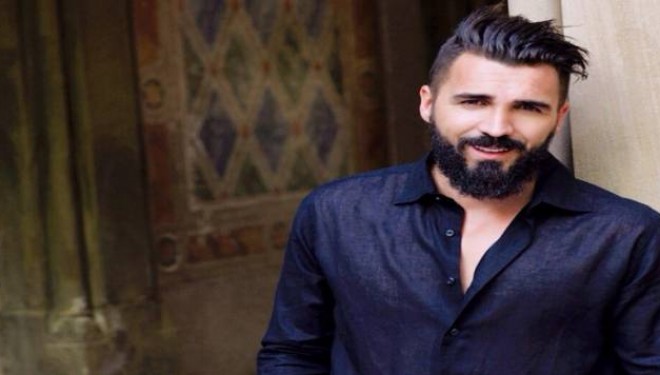 Blerim Destani me foto sesion të ri (Foto)