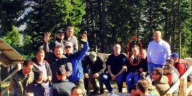 Dikur e akuzonte për haraq, tash Molliqaj del në piknik me Ramushin (FOTO/VIDEO)