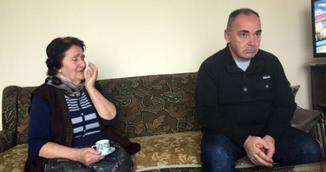 Elma – vajza nga Mitrovica që u arrestua për terrorizëm (Foto)