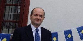 Këshilltari i Hashim Thaçit: Halil Matoshi i çuditshëm, shanë ata që i jepnin rrogë