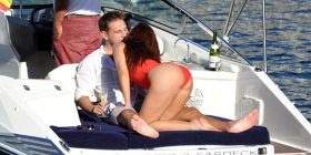 Një tjetër Jennifer me të pasme seksi (Foto)