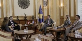 Veseli kërkoi nga Austria përkrahje politike e ekonomike