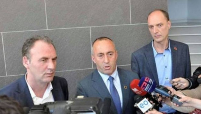 Opozita mblidhet, koordinohen për seancë