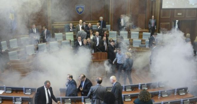 Demarkacioni së shpejti në Kuvend, opozita druan për përshkallëzim