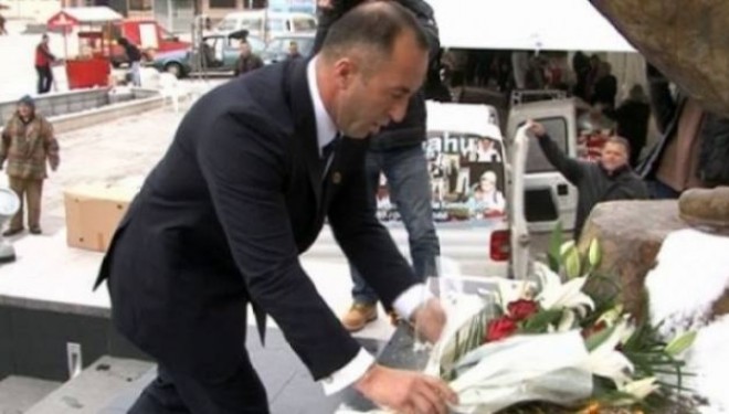 Haradinaj, bën homazhe për nder të 28 Nëntori