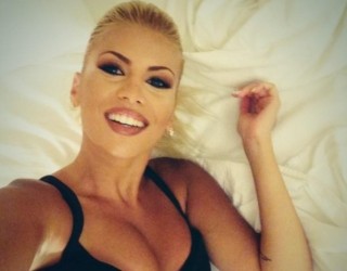 Luana, super seksi në palestër (Foto)