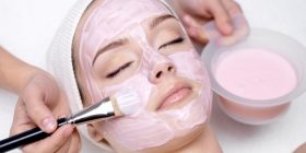 Mask me miell misri për fytyrë lodhur