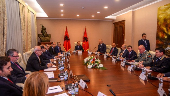 ISIS, Nishani: Në këtë situatë kërcënuese, edhe Shqipëria ka përgjegjësitë e veta