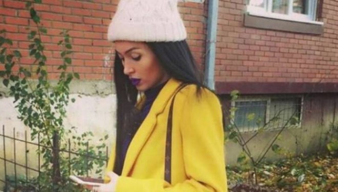 Çka mendoni për këtë stil të Norës?! (Foto)