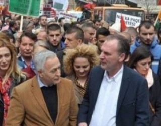 Analistët: Jemi në një situatë të rrezikshme, mosuniteti i opozitës po thellohet (Foto)