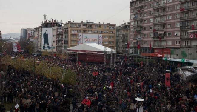 Ditën e festës pushteti e ktheu në ditë të dhunës
