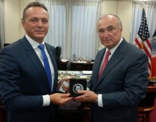 Maxhuni në SHBA thotë se Policia e Kosovës është e gatshme për Interpol e Europol