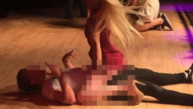 Degjeneron mbrëmja studentore: Kush do ta bëjë me këtë vajzë? (Foto+18)