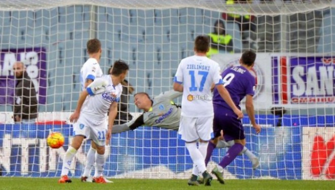 Seria A, ngec Fiorentina, fiton Napoli