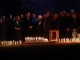 Deçani, i tronditur: Ndizen qirinjtë për Donjetën (Foto)