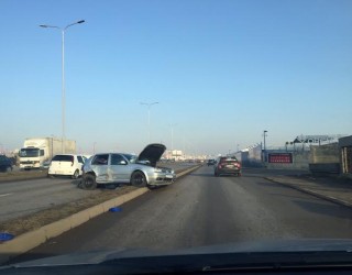 Aksident trafiku në magjistralen Prishtinë- Fushë Kosovë (Foto)