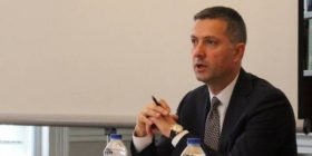 Kriza politike lë Kosovën pa liberalizim të vizave edhe gjatë vitit 2016?