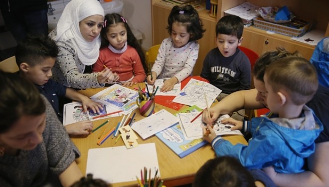 Gjermani, 8500 mësues për t’u mësuar gjuhën fëmijëve të refugjatëve