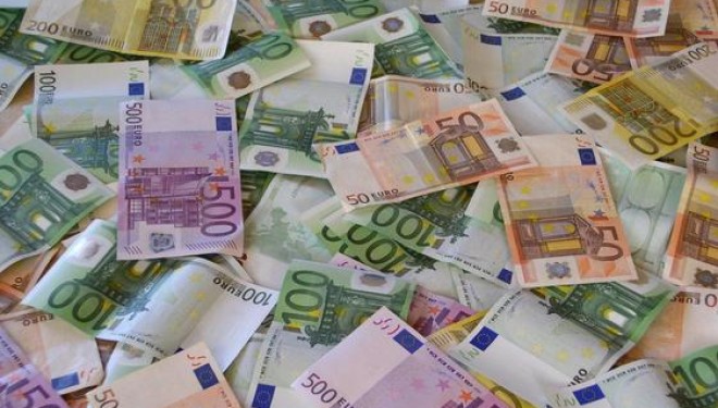 Qytetarët depozitojnë në banka 2.66 miliardë euro