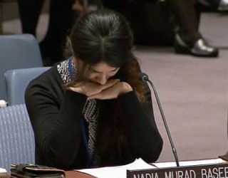 21-vjeçarja rrëfen në OKB tmerrin e ISIS: Më përdhunuan në grup derisa humba ndjenjat (VIDEO)