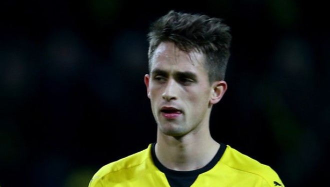Januzaj i pasigurt për të ardhmen