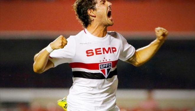 Pato dëshiron qëndrimin te Chelsea