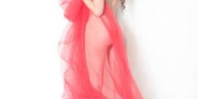 Foto-galeri/ Sara Altobello më e “nxehtë” se kurrë, pozon nudo për fansat (FOTO+16)