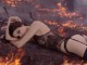 Edhe pylli digjet nga motra kaq seksi e Kim Kardashian (Video)