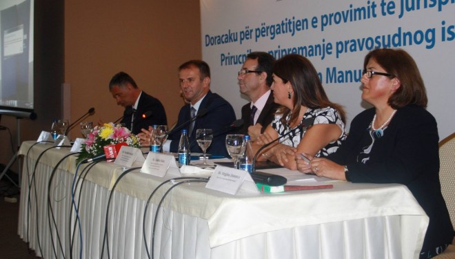 Sot ndahen çertifikatat e Provimit të Jurisprudencës