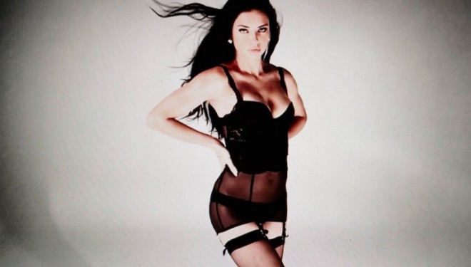 Adriana Lima, në “Love Magazine”