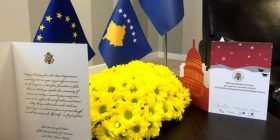 Thaçi merr urime nga Obama dhe Kerry