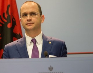 Bushati: Liberalizimi i vizave për Kosovën, shumë afër