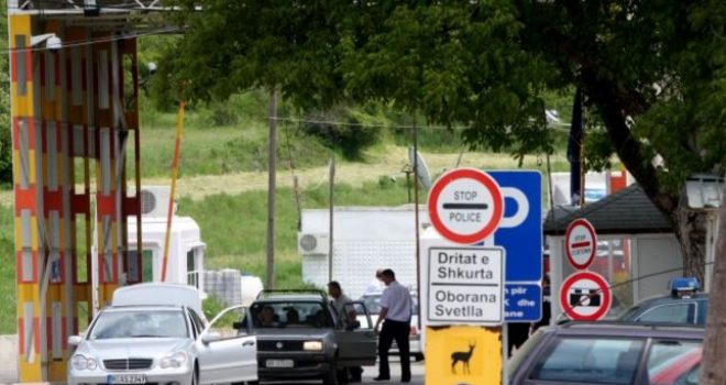 Dogana sivjet mblodhi mbi 900 milionë euro të hyra